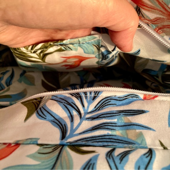 NEW Natural Hyacinth Raffia Straw Purse Tote Bag Tassel Tropical Size 12 x 14" - Picture 7 of 11